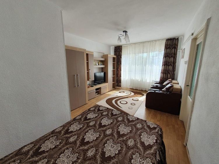 Garsonieră decomandată în Barieră