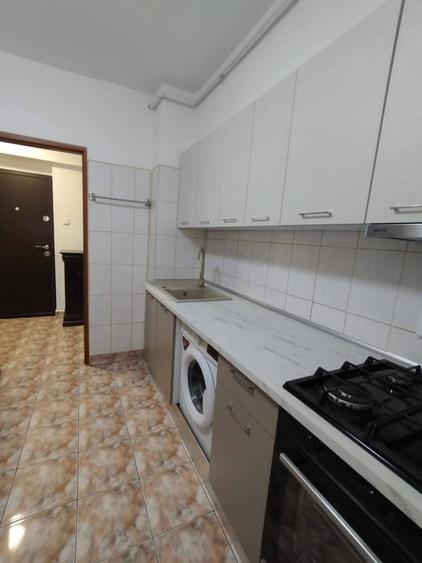 Apartament cu 2 camere decomandat în Tomis II