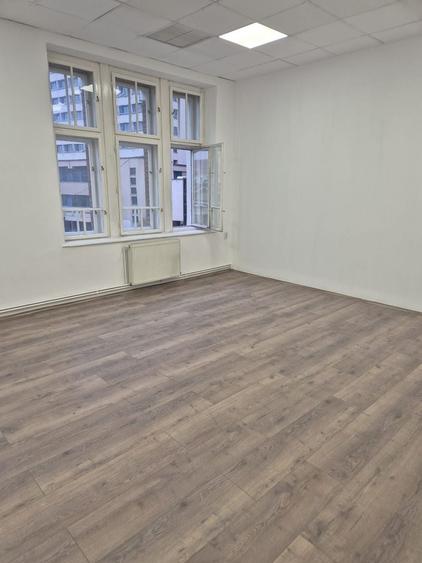Birou, de 27 mp, în Ultracentral