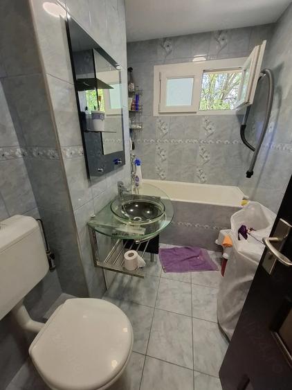 Apartament cu 2 camere semidecomandat în Govândari