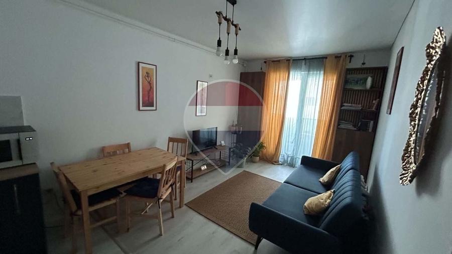 Apartament cu 2 camere decomandat, mobilat în Chiajna