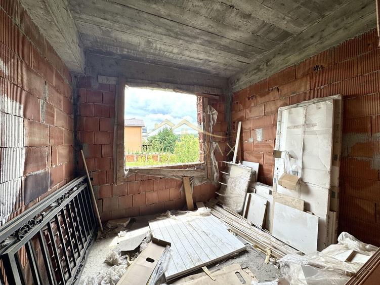 Casă individuală cu 5 camere cu Canalizare în Corbeanca