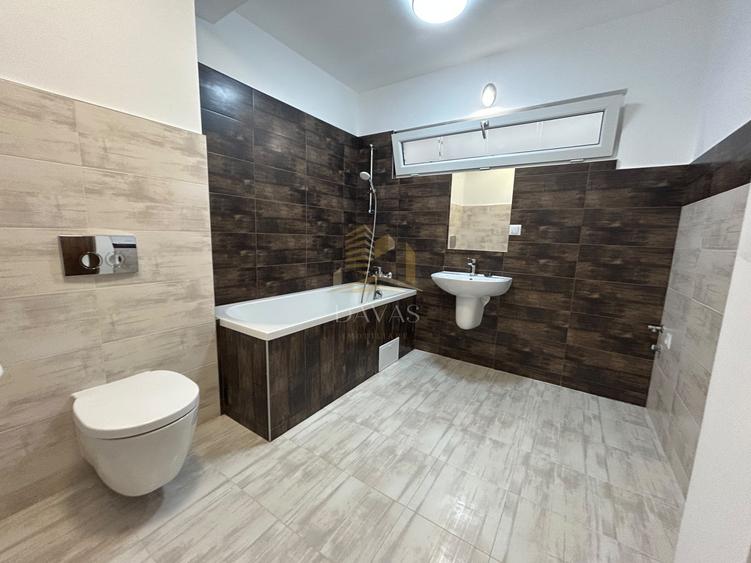 Casă individuală cu 5 camere cu Canalizare în Europa