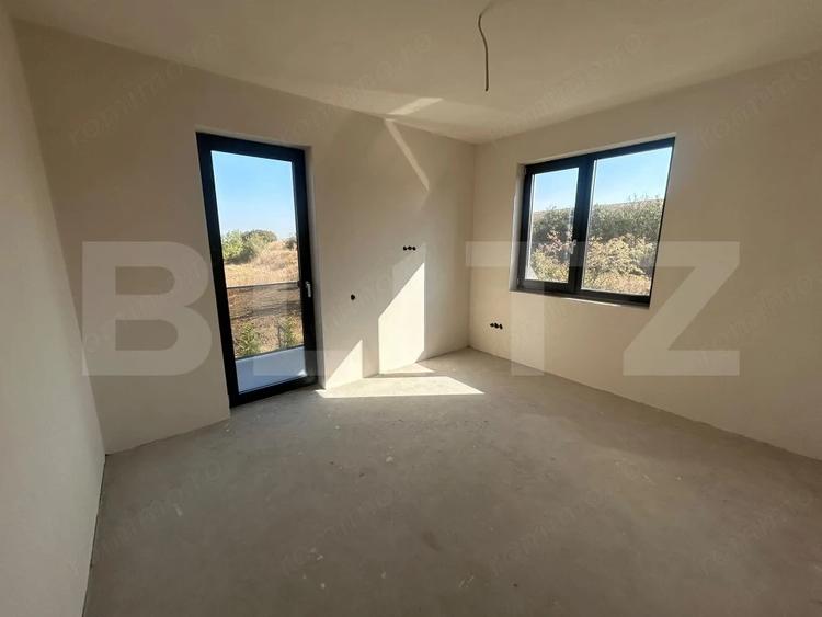Casă cu 5 camere cu Teren 458 Mp în Central