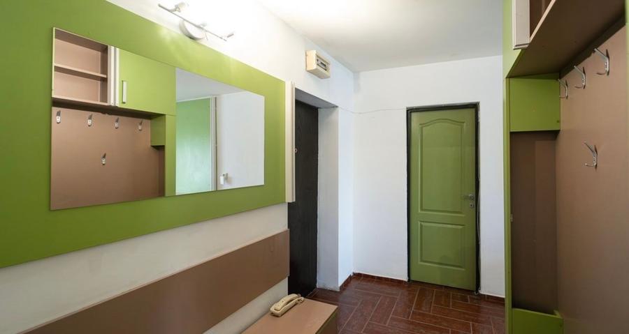 Apartament cu 2 camere decomandat în Calea Călărașilor