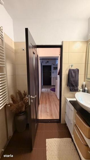Apartament cu 4 camere în Traian