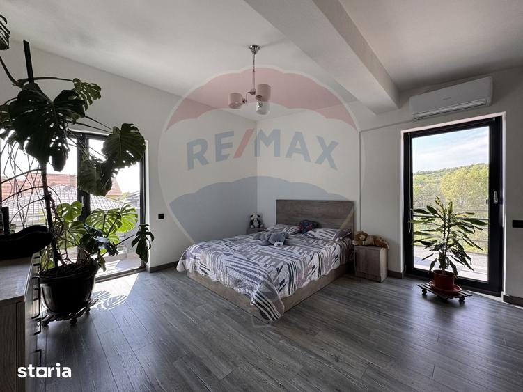 Casă cu Teren 1101 Mp în Baciu