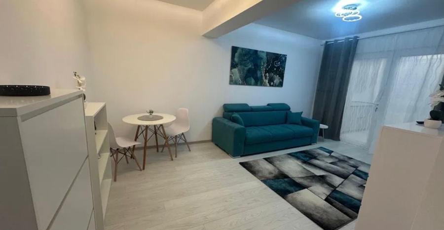 Apartament cu 2 camere decomandat, mobilat în Apărătorii Patriei