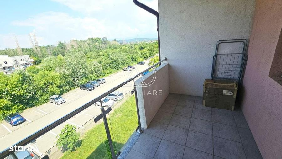 Apartament cu 2 camere decomandat în Narciselor