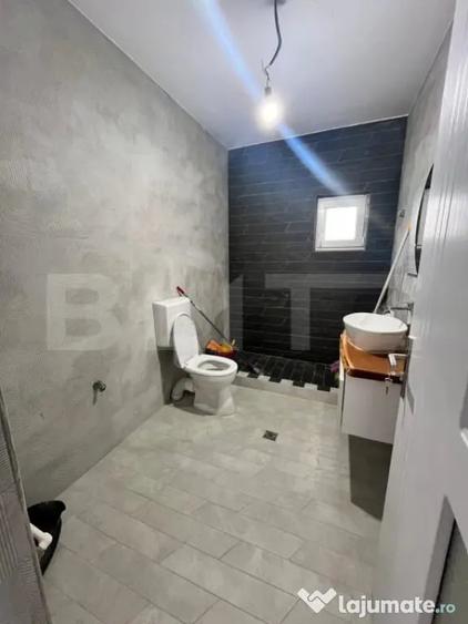 Casă cu 4 camere cu Teren 500 Mp în Central