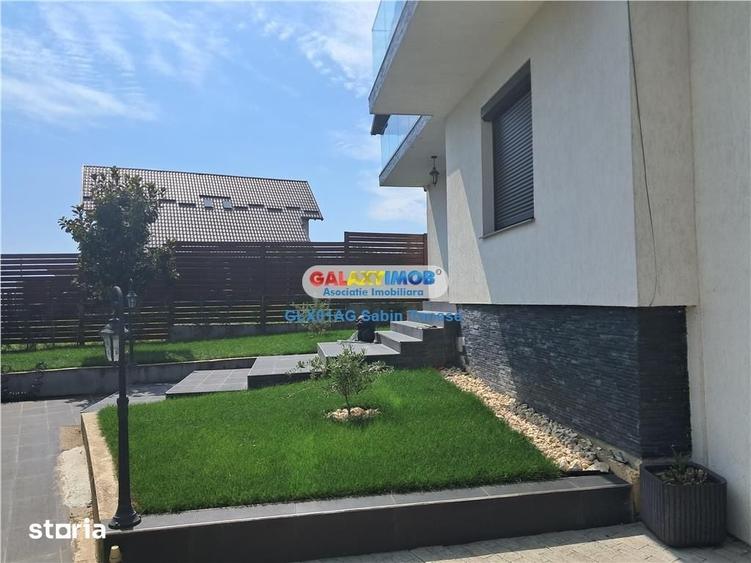 Casă cu 4 camere cu Teren 430 Mp în Bradu
