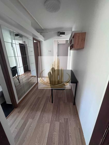 Apartament cu 3 camere semidecomandat, mobilat în Iosefin