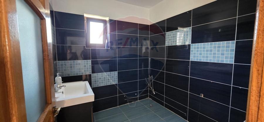 Casă individuală cu 5 camere cu Teren 1192 Mp în Dârza