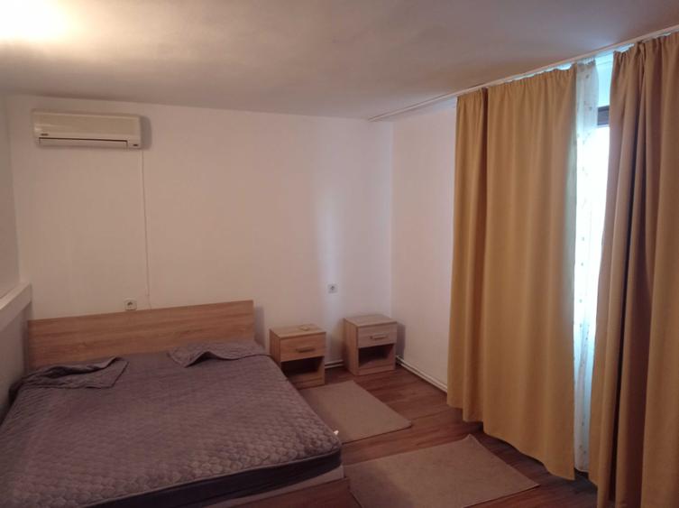 Casă cu 3 camere cu Teren 60 Mp în Bălcescu