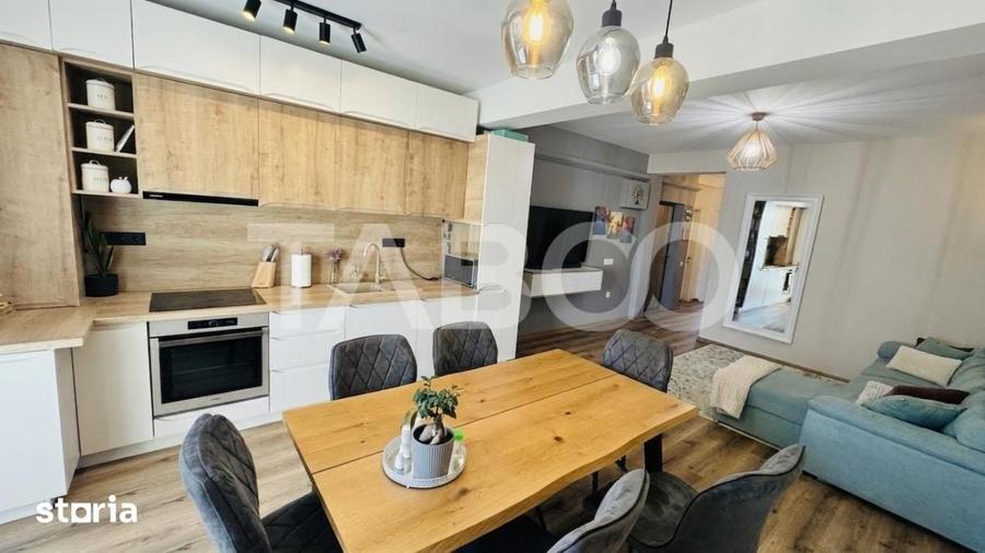 Apartament cu 3 camere decomandat în Est