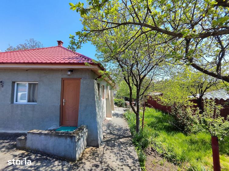 Casă cu 4 camere cu Teren 817 Mp în Gura Vadului