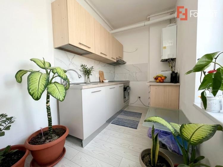 Apartament cu 3 camere decomandat în Calea Urseni