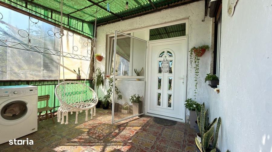 Casă cu 4 camere în Foieni