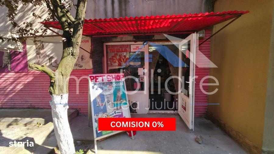 Spațiu comercial, de 51 mp, în Petros