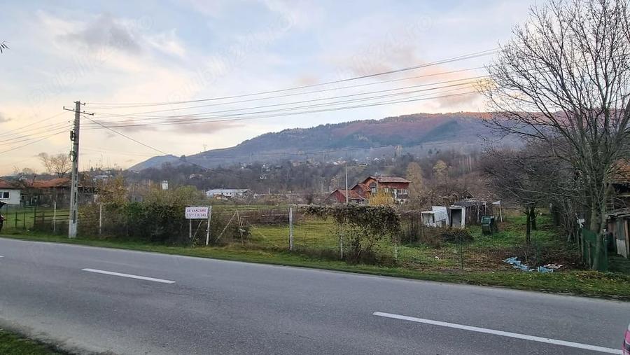 Teren de 851 mp, în Valea Doftanei