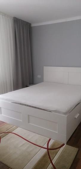 Apartament cu 2 camere decomandat în Precista