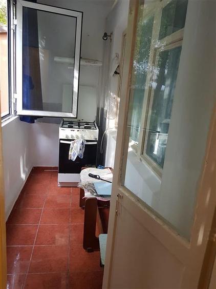Apartament cu 2 camere semidecomandat în Hipodrom