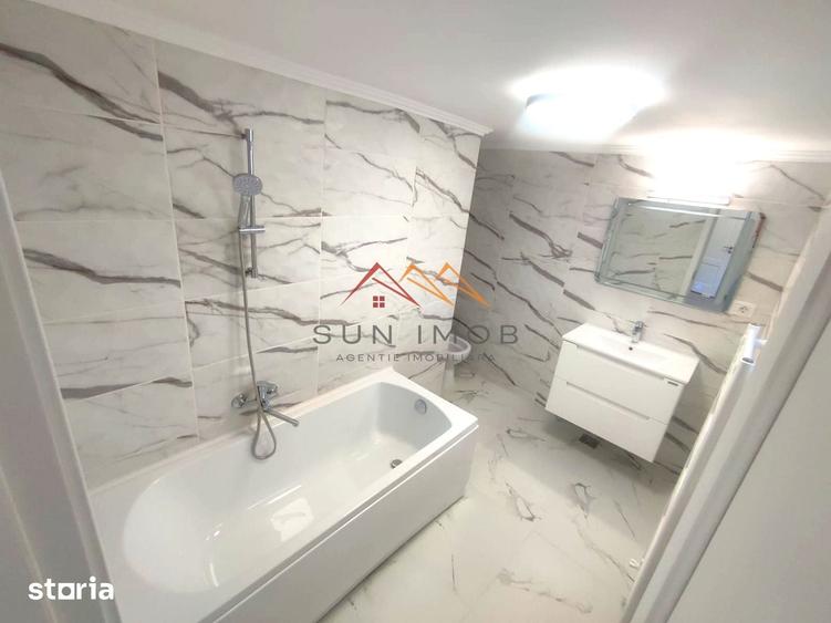 Casă cu 3 camere cu Teren 500 Mp în Piața Centrală