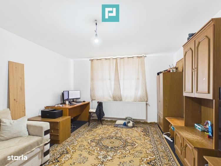 Casă cu 4 camere în Central