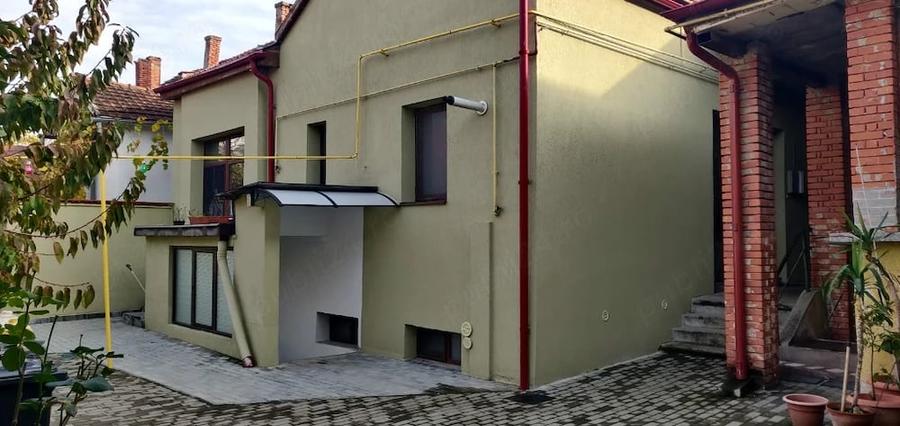 Apartament cu 3 camere decomandat în Iosefin
