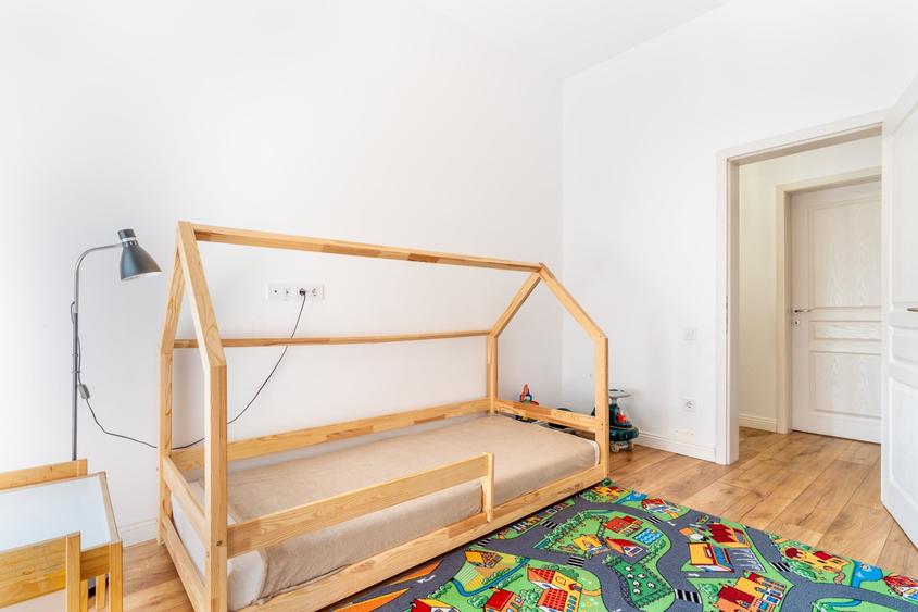 Duplex cu 4 camere cu Canalizare în Iris