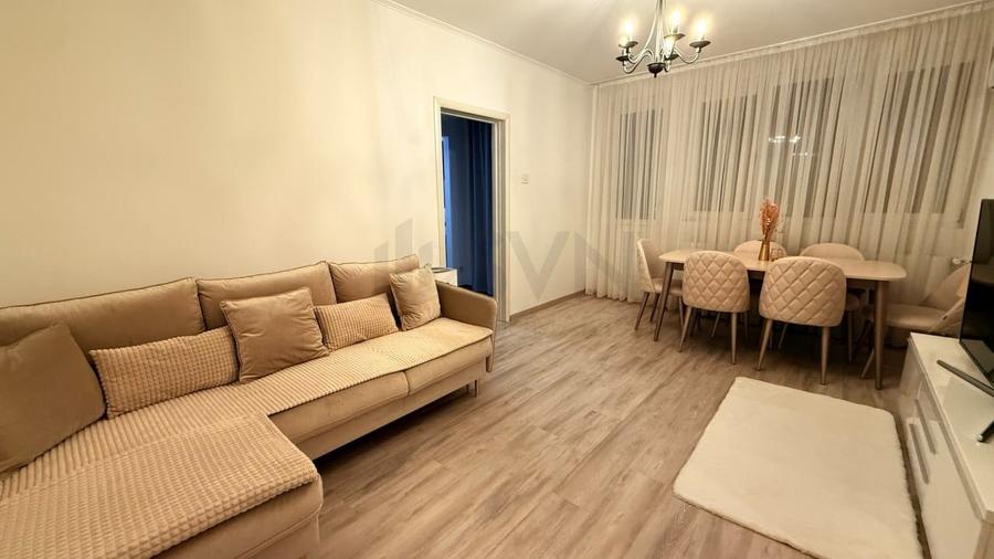 Apartament cu 2 camere semidecomandat în 1 Mai