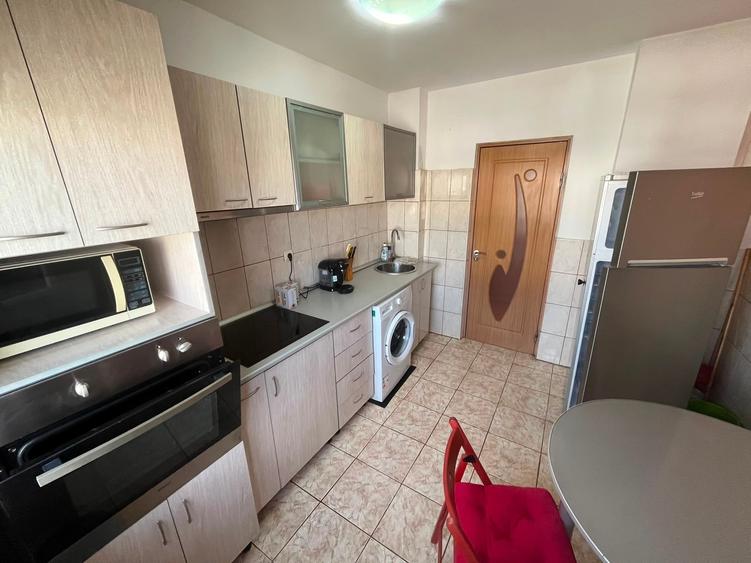 Apartament cu 2 camere decomandat în Drumul Taberei