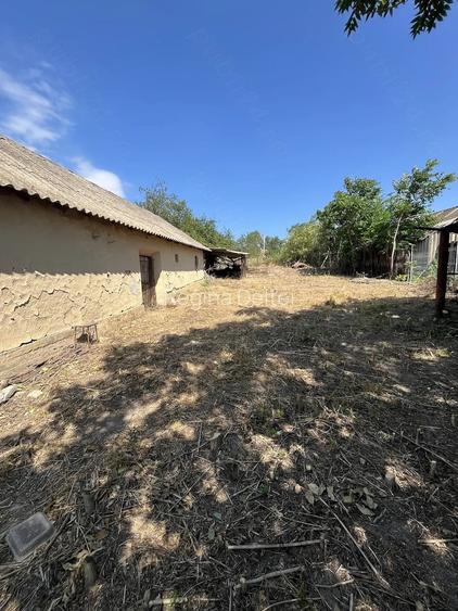 Casă cu 3 camere cu Teren 4000 Mp în Beștepe
