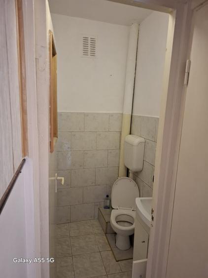 Apartament cu 3 camere decomandat în 13 Decembrie