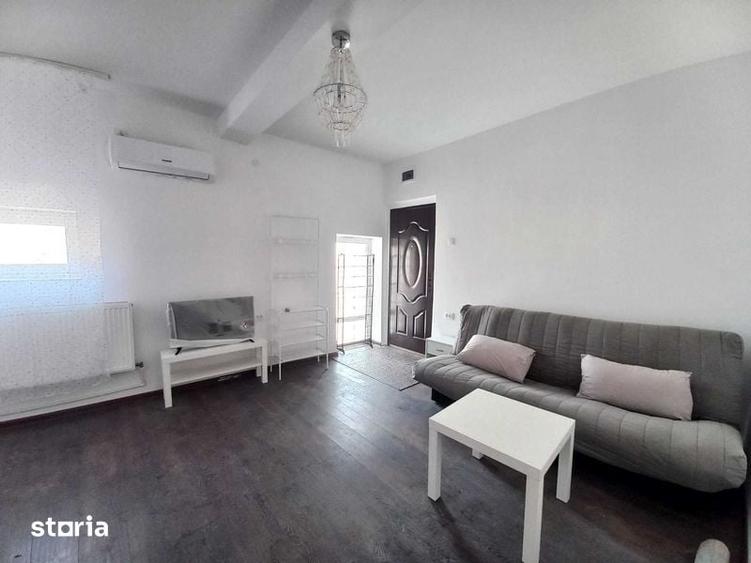 Garsonieră în Vatra Luminoasă