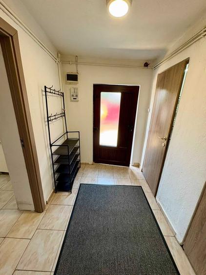 Apartament cu 2 camere decomandat în Buziașului