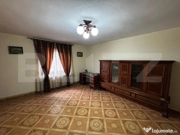 Casă cu 2 camere cu Teren 647 Mp în Central