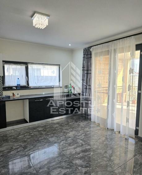 Duplex cu 4 camere cu Canalizare în Săcălaz