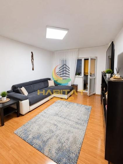 Apartament cu 3 camere semidecomandat în Giurgiului