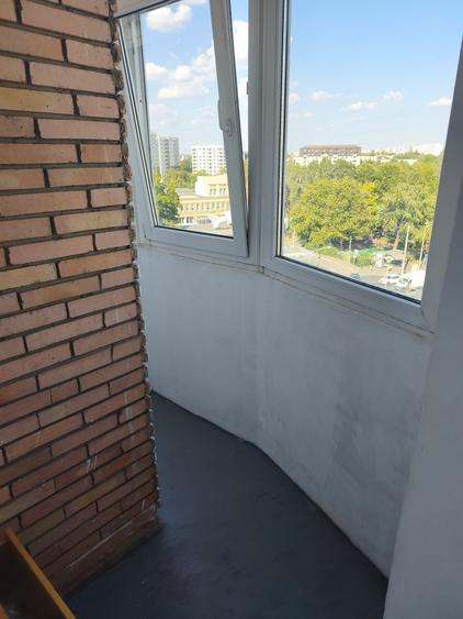 Apartament cu 3 camere decomandat în Militari