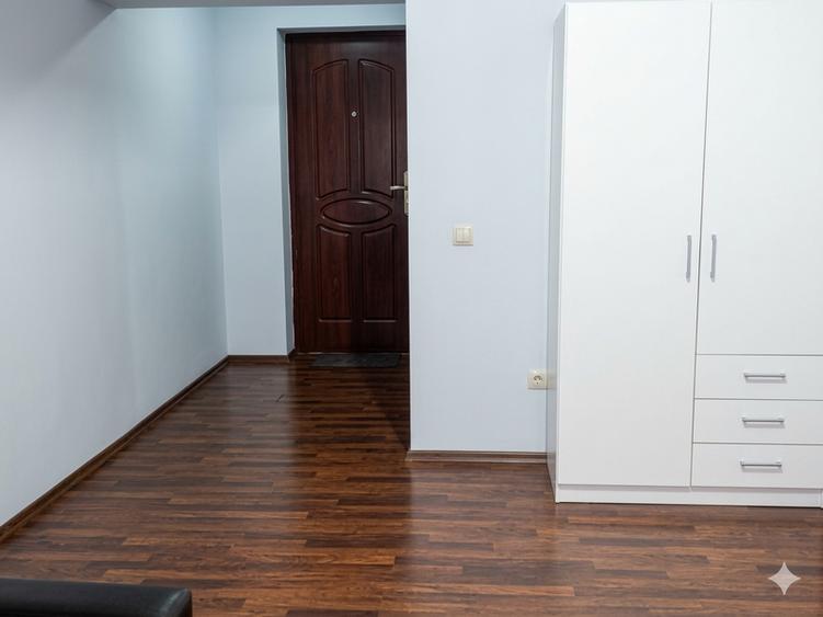 Berceni, Metrou D. Leonida garsoniera cu loc parcare si centrala - 1