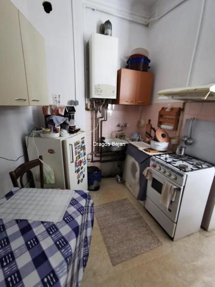 Apartament cu 4 camere în Eminescu