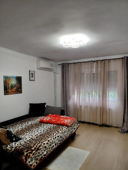 Apartament cu 2 camere decomandat în Est
