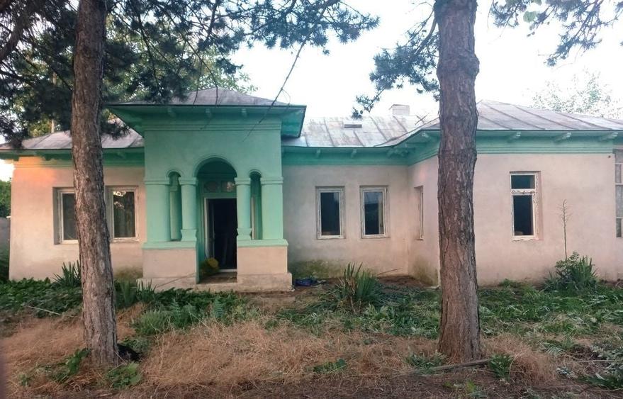 Casă cu 4 camere în Ciocănești