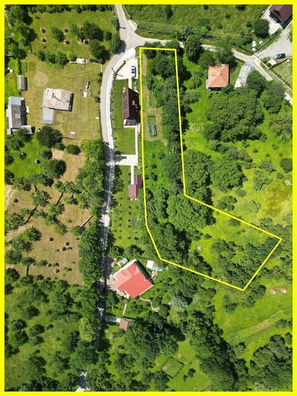 Teren de 2960 mp, în Talea