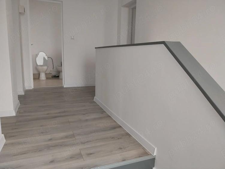 Casă cu 4 camere cu Teren 450 Mp în Roman