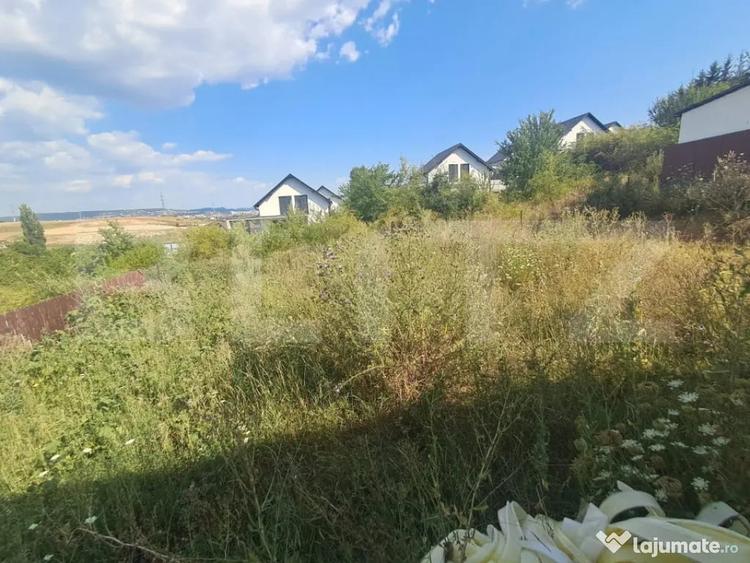 Casă cu 3 camere cu Teren 700 Mp în Sâncraiu de Mureș