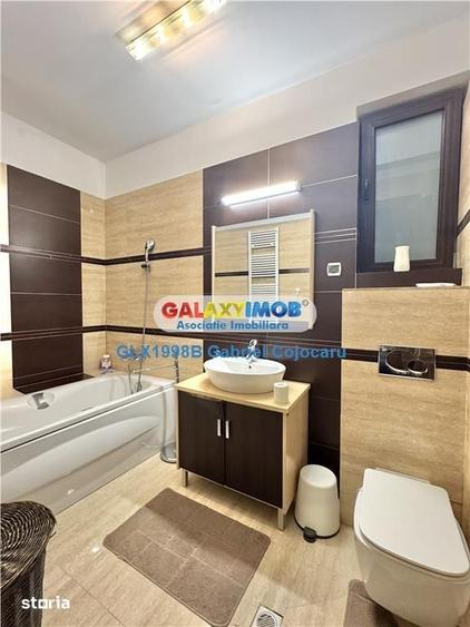 Apartament cu 3 camere, mobilat în Pajura