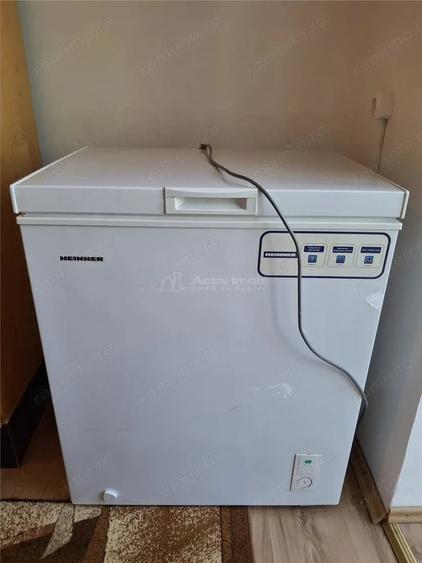 Apartament cu 3 camere semidecomandat în Micro II