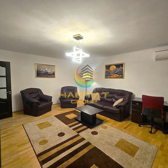 Apartament cu 2 camere semidecomandat, mobilat în Decebal